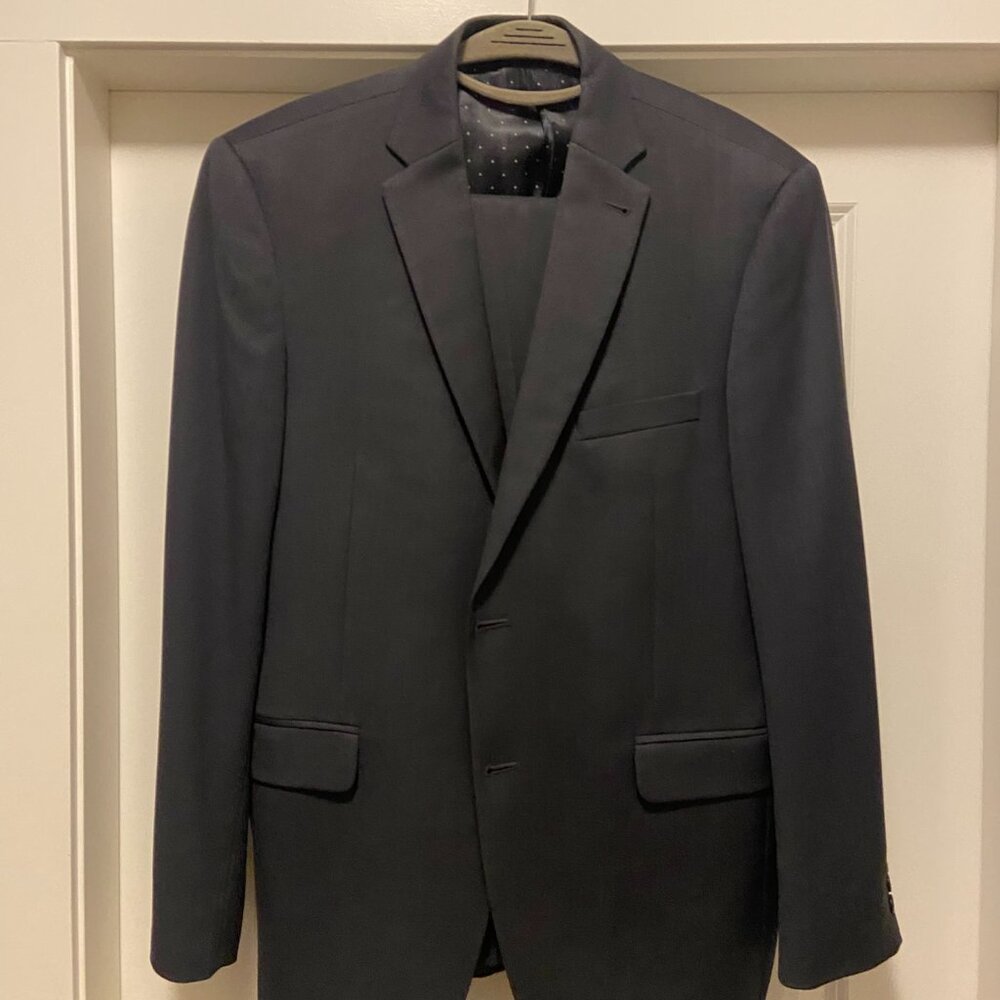 Empire Men's Grey Two-Piece Suit